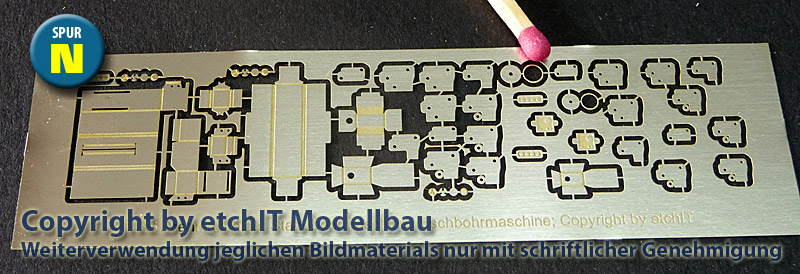 Soustruh a stojanová vrtačka