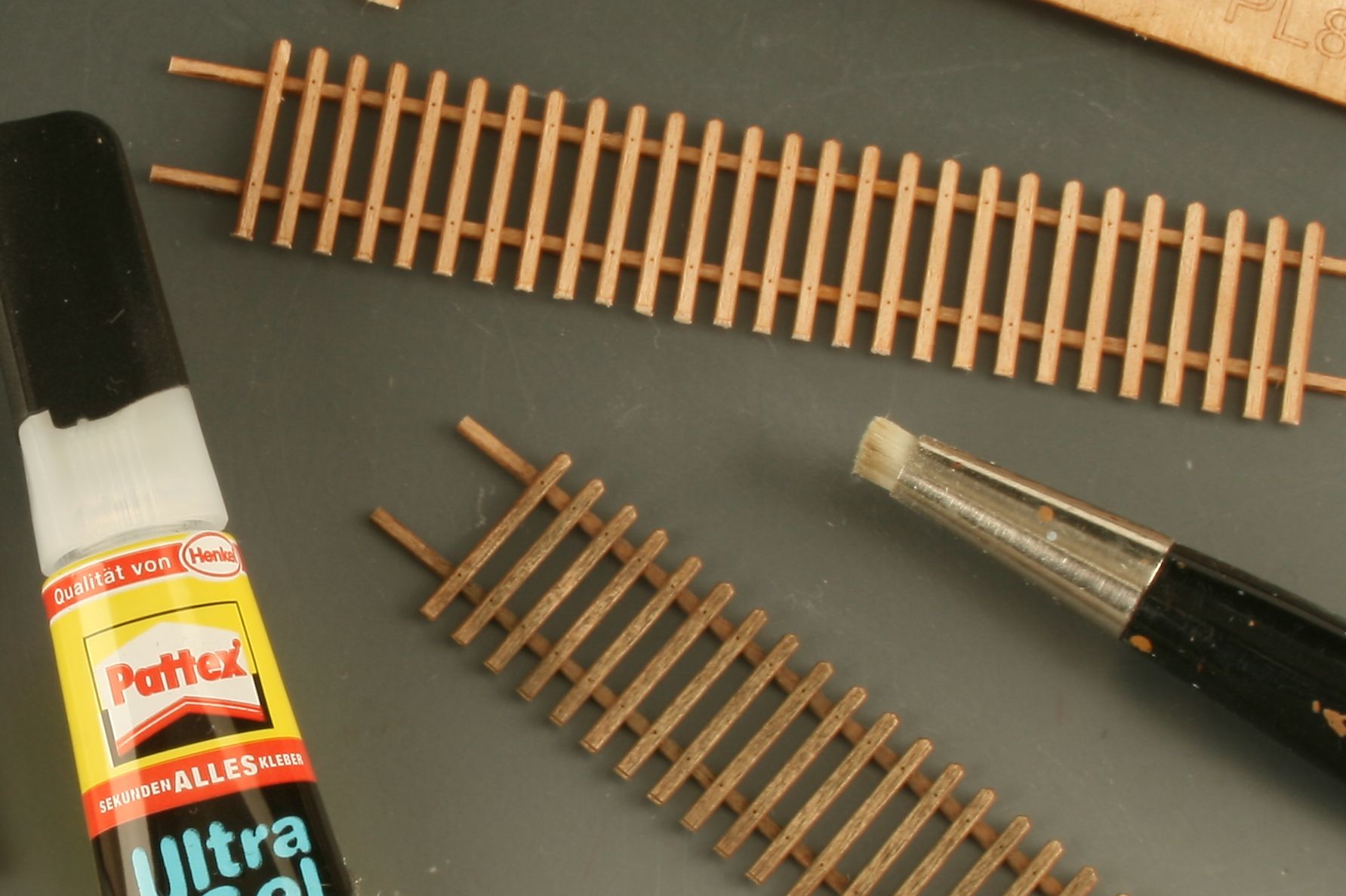 Dřevěný plot plaňkový