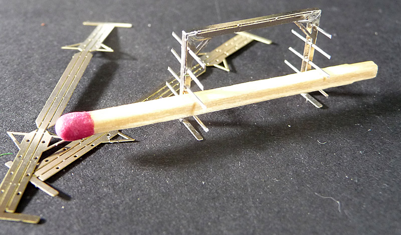 Ponk, svěráky, stojan na trubky