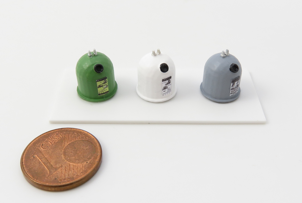 3x kontejner "zvon" na tříděný odpad